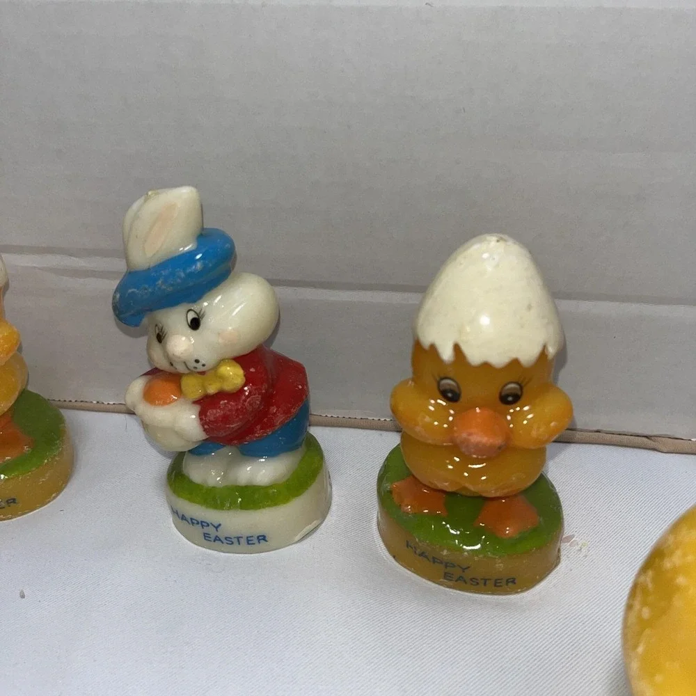 Lot‎ of 9 Vintage Russ Berrie Figural Unlit Bunny Chicks  Candles Easter